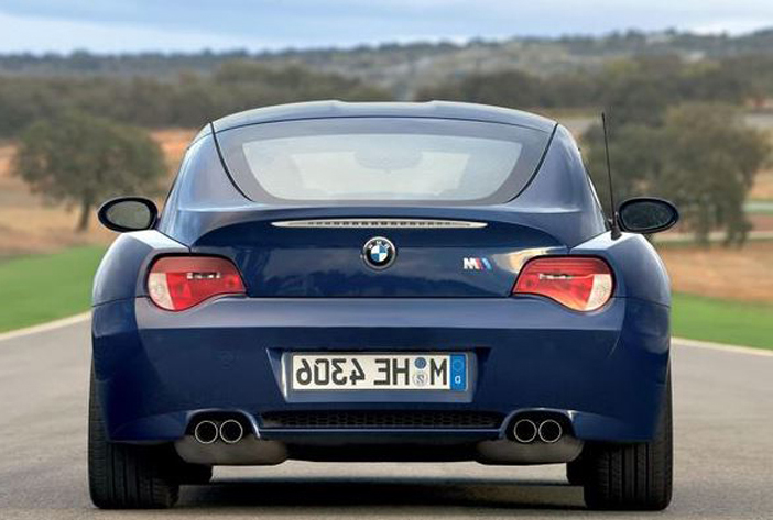BMW offre des courbes majestueuses sur cette coupé Z4 E86
